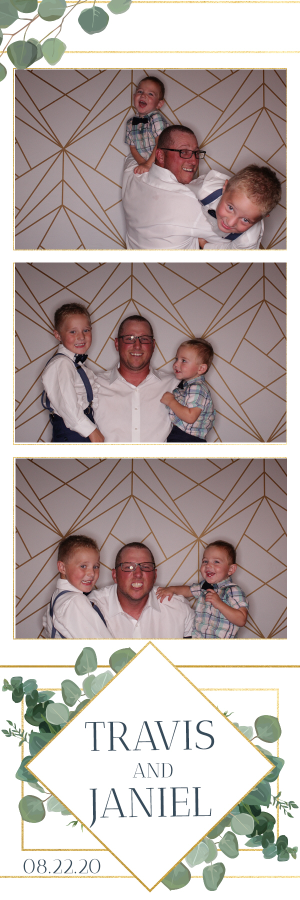 Jacquie & Dennis’ Wedding | View more photos from the event at gallery.photoboothbillings.com/u/PhotoBoothBillings/Jacquie-Dennis’-Wedding-0